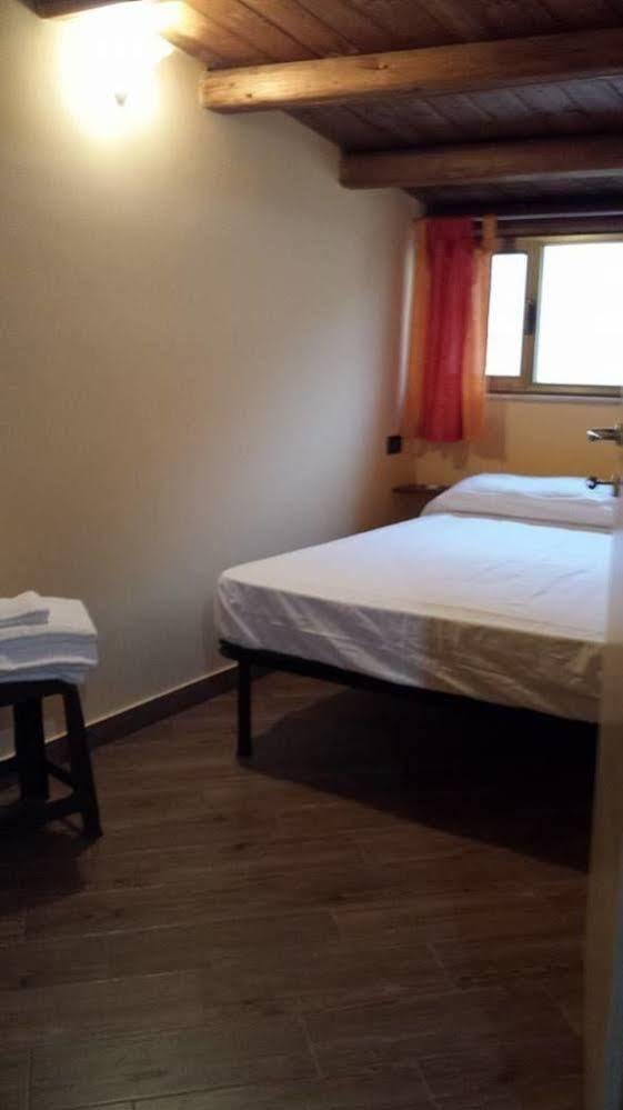 Zu Pippinu Apartment Castellammare del Golfo Exterior foto